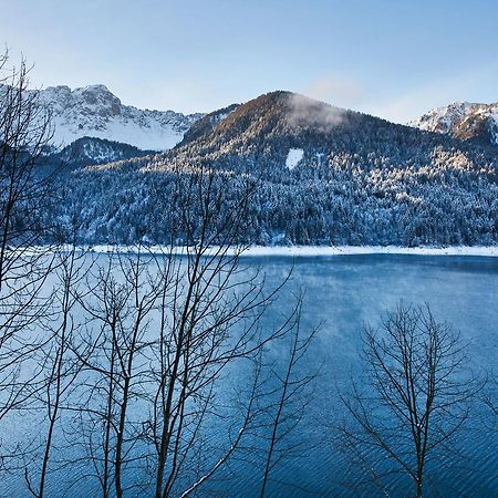 Maanja Lake Front Suite Lateis Kültér fotó