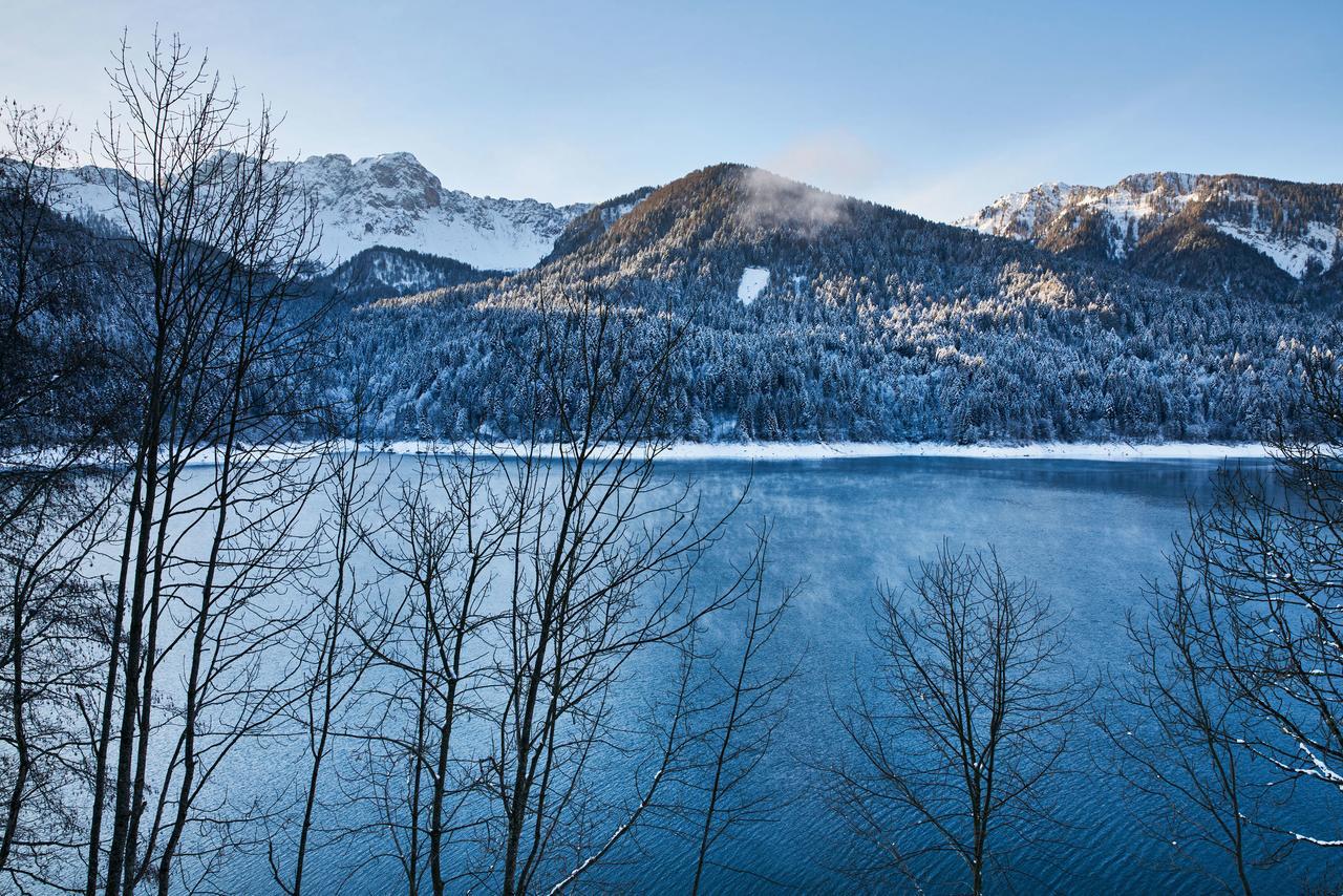 Maanja Lake Front Suite Lateis Kültér fotó