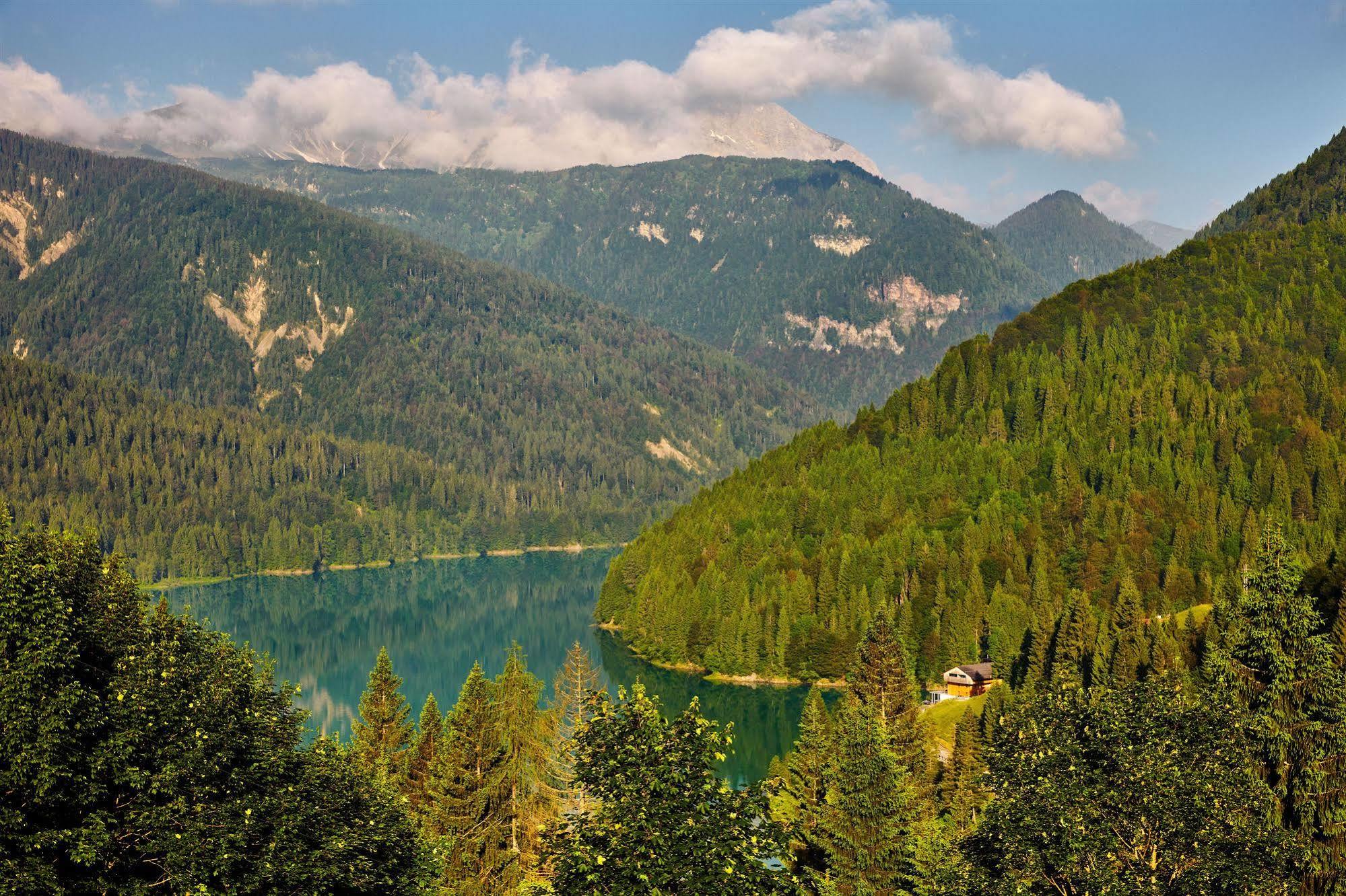 Maanja Lake Front Suite Lateis Kültér fotó
