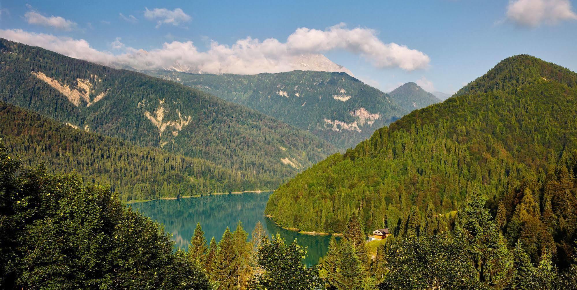 Maanja Lake Front Suite Lateis Kültér fotó