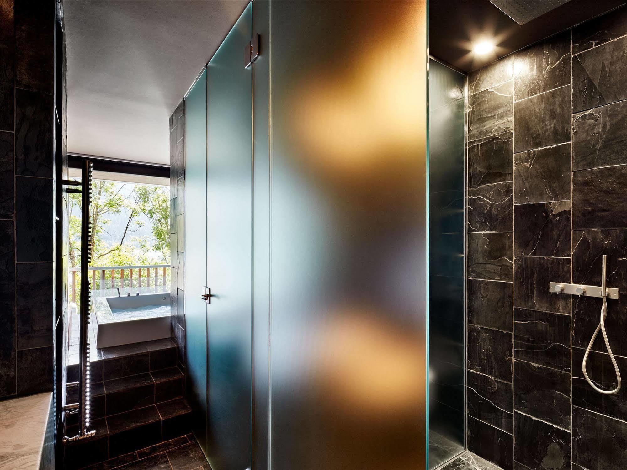Maanja Lake Front Suite Lateis Kültér fotó